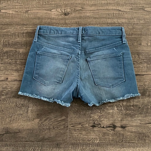 Shorts - Picture 2 of 3